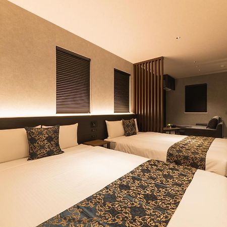 Aparthotel Grand Base Kagoshima Chuo Esterno foto