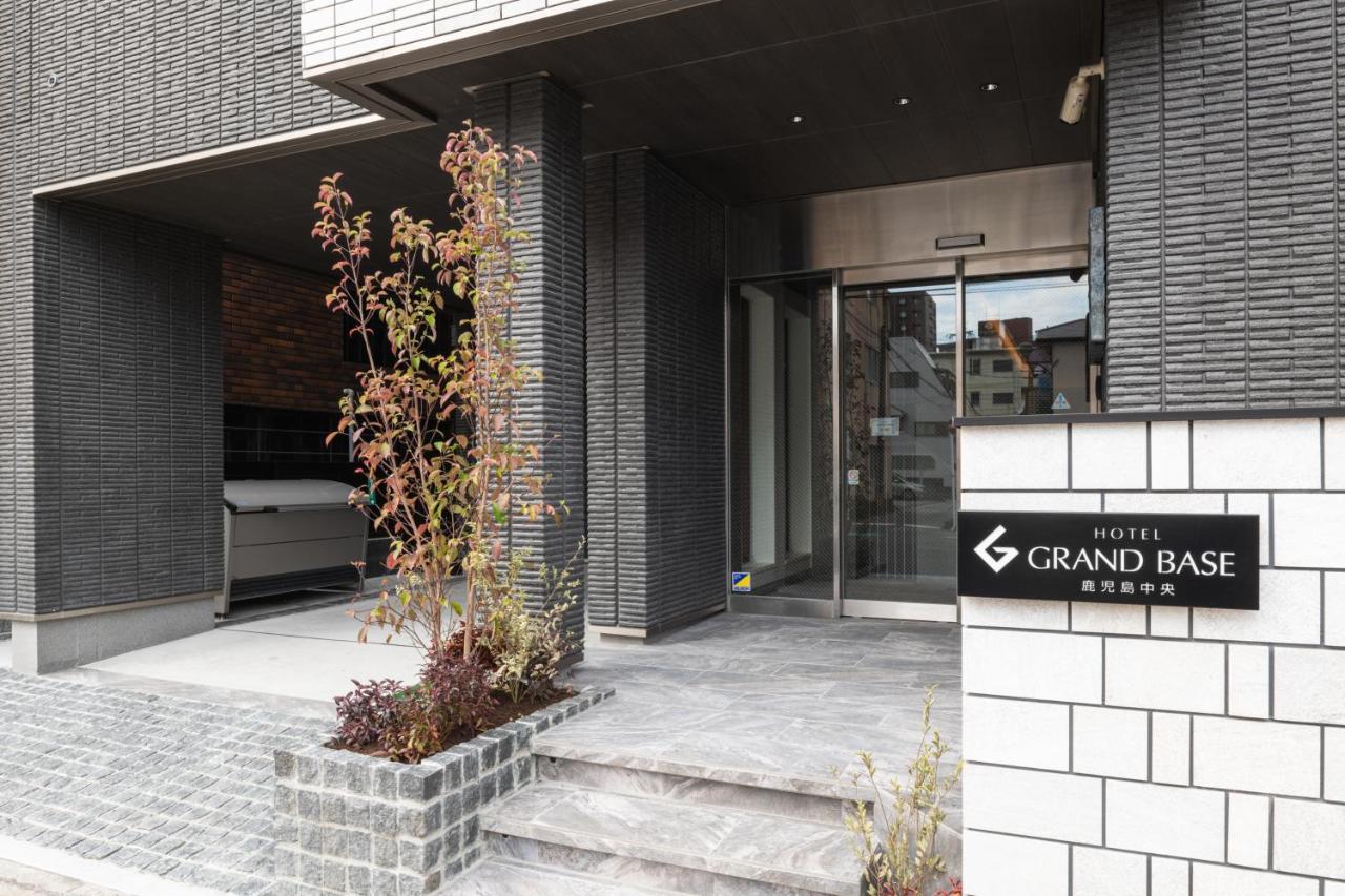Aparthotel Grand Base Kagoshima Chuo Esterno foto