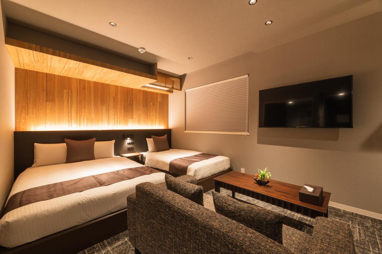Aparthotel Grand Base Kagoshima Chuo Esterno foto