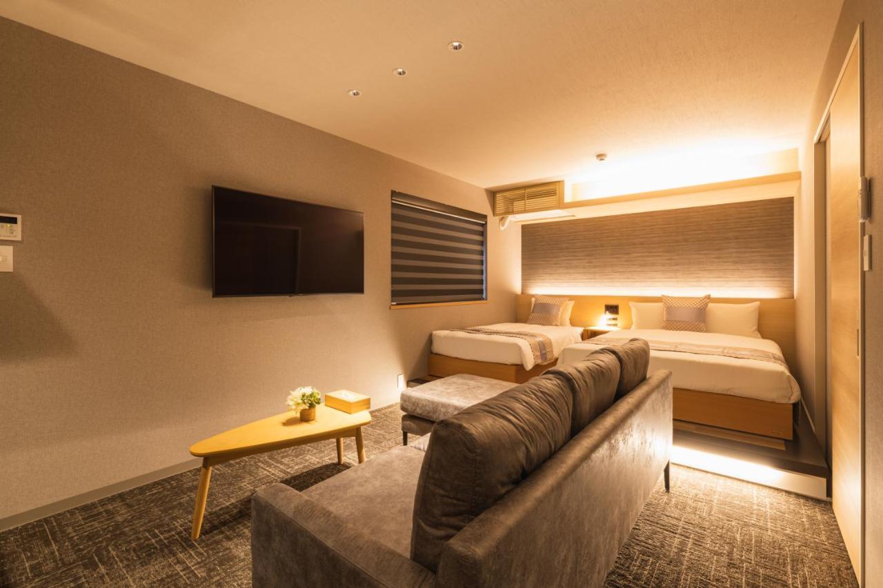 Aparthotel Grand Base Kagoshima Chuo Esterno foto